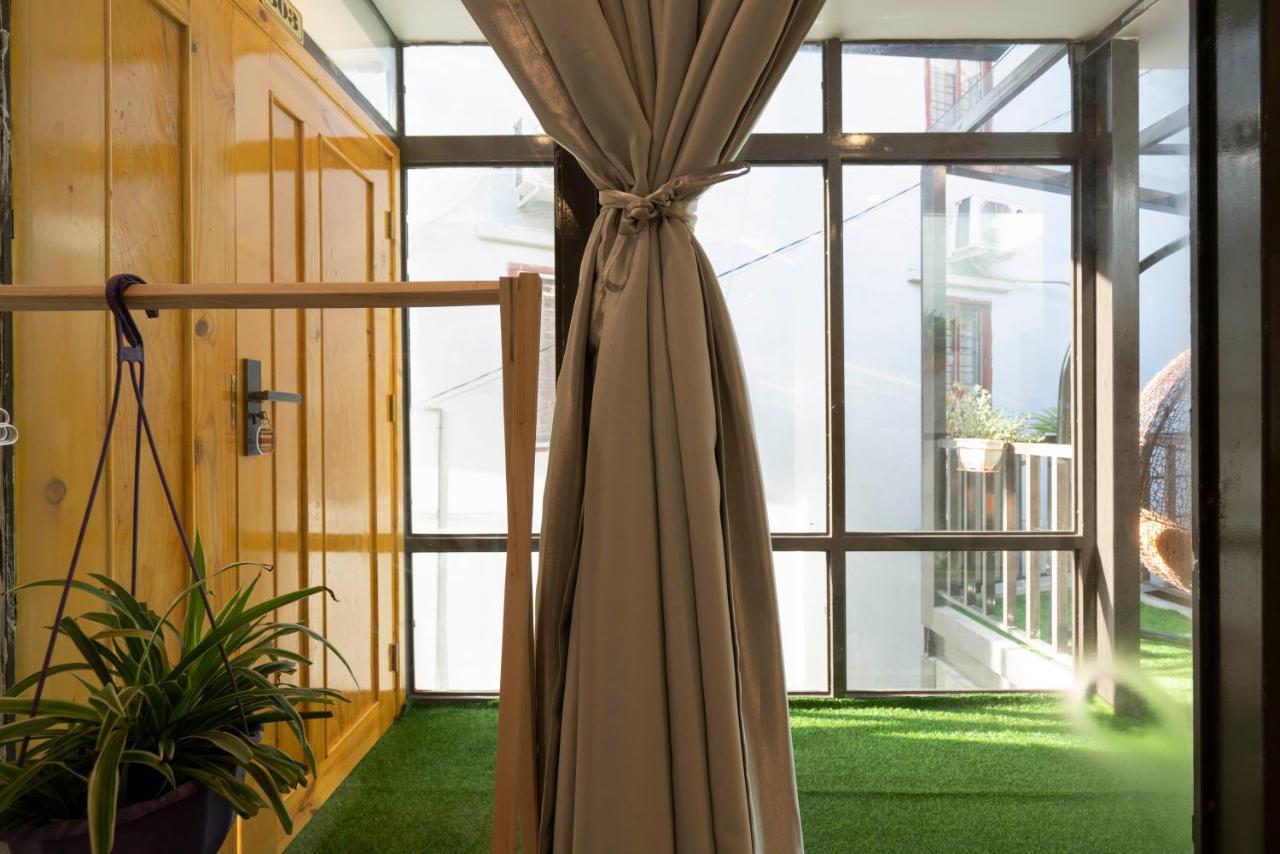 Private Room In Halong Center-Almor Homestay Hạ Long Exterior foto